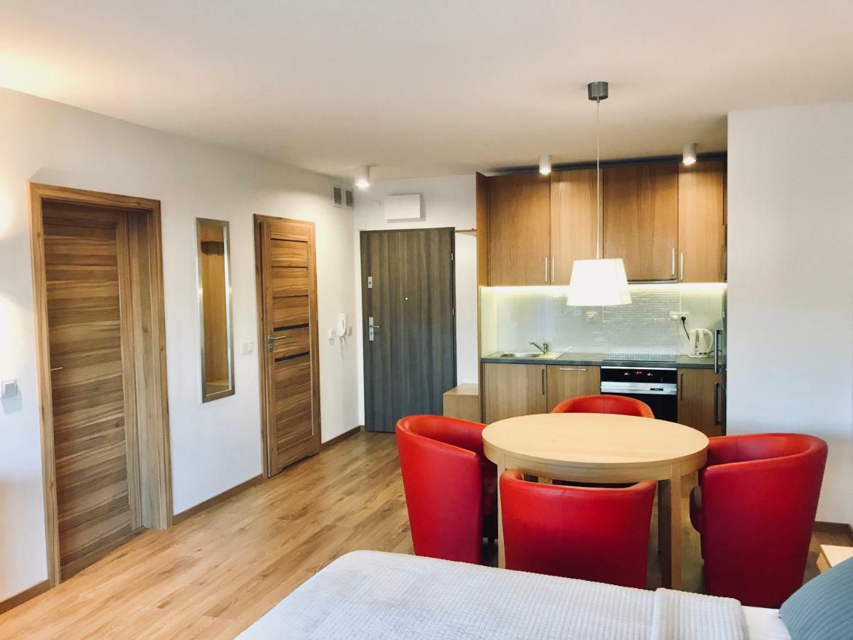 Apartamenty Rodzinne Z Ogrodkiem Pogorzelica  Exteriör bild