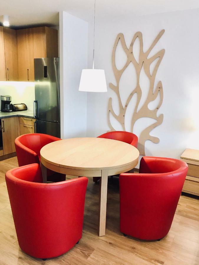 Apartamenty Rodzinne Z Ogrodkiem Pogorzelica  Exteriör bild